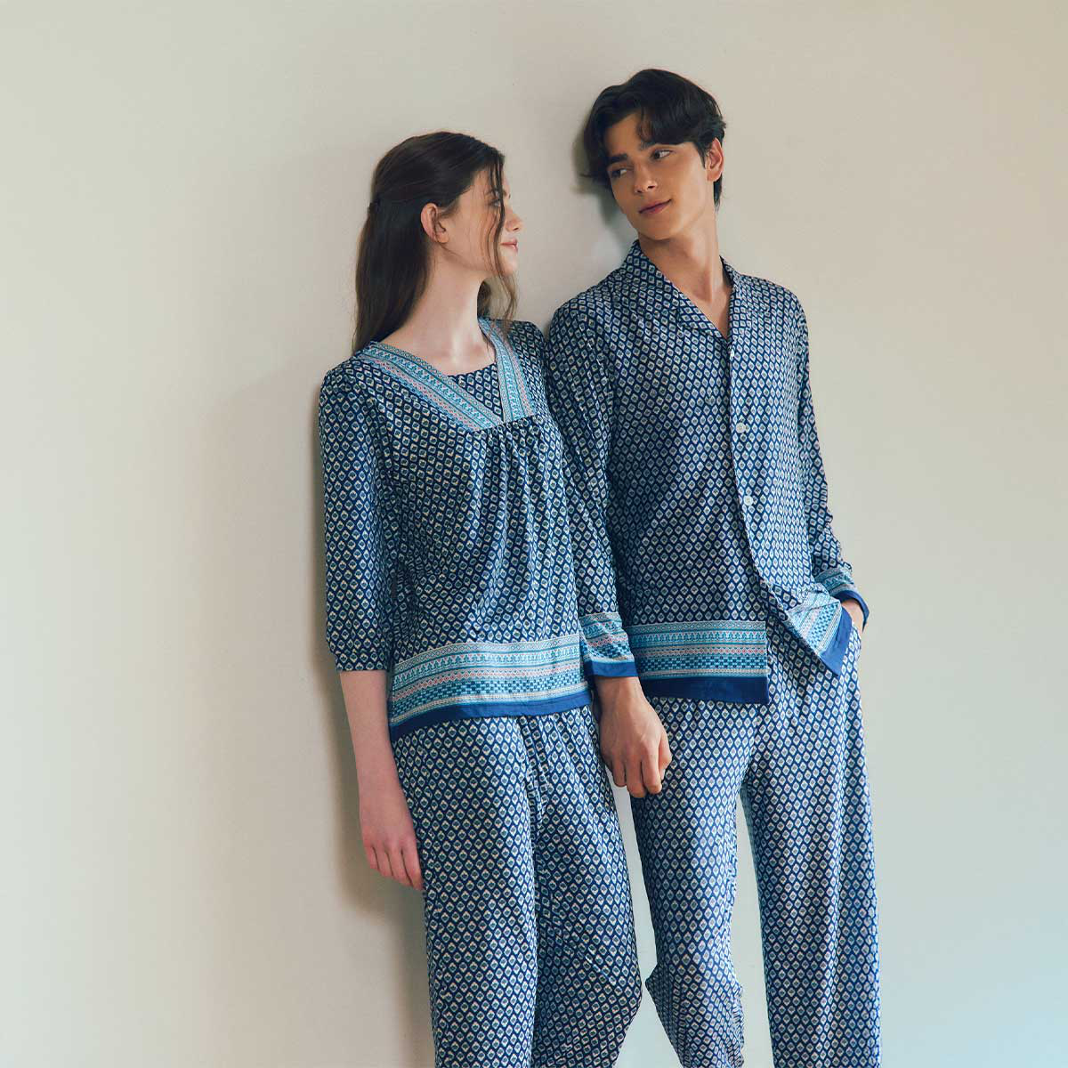 폴리스판 에스닉 보더나염 여성상의(VEV3980W), , large